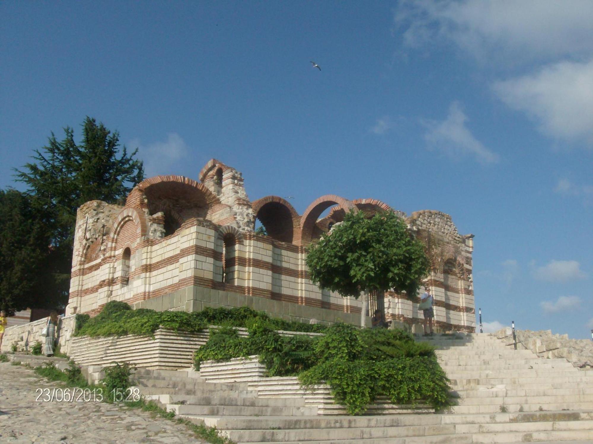 Hotel Evridika 3*